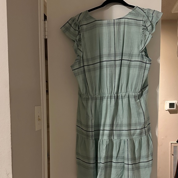 Universal Thread Easter/Spring Ruffle Dress - Picture 3 of 3